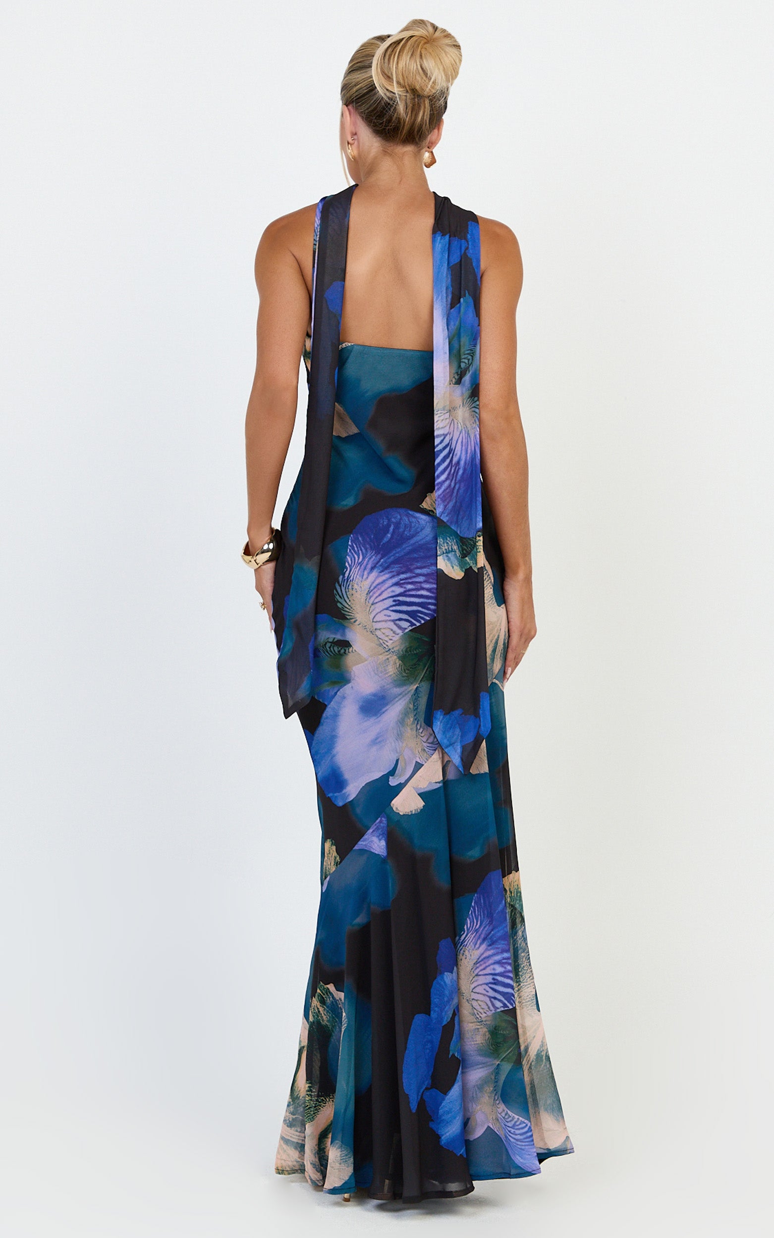 Solara Maxi Elbise - Midnight Resort Orchid Desenli Straplez Verev Kesim Sütun Elbise ve Şal