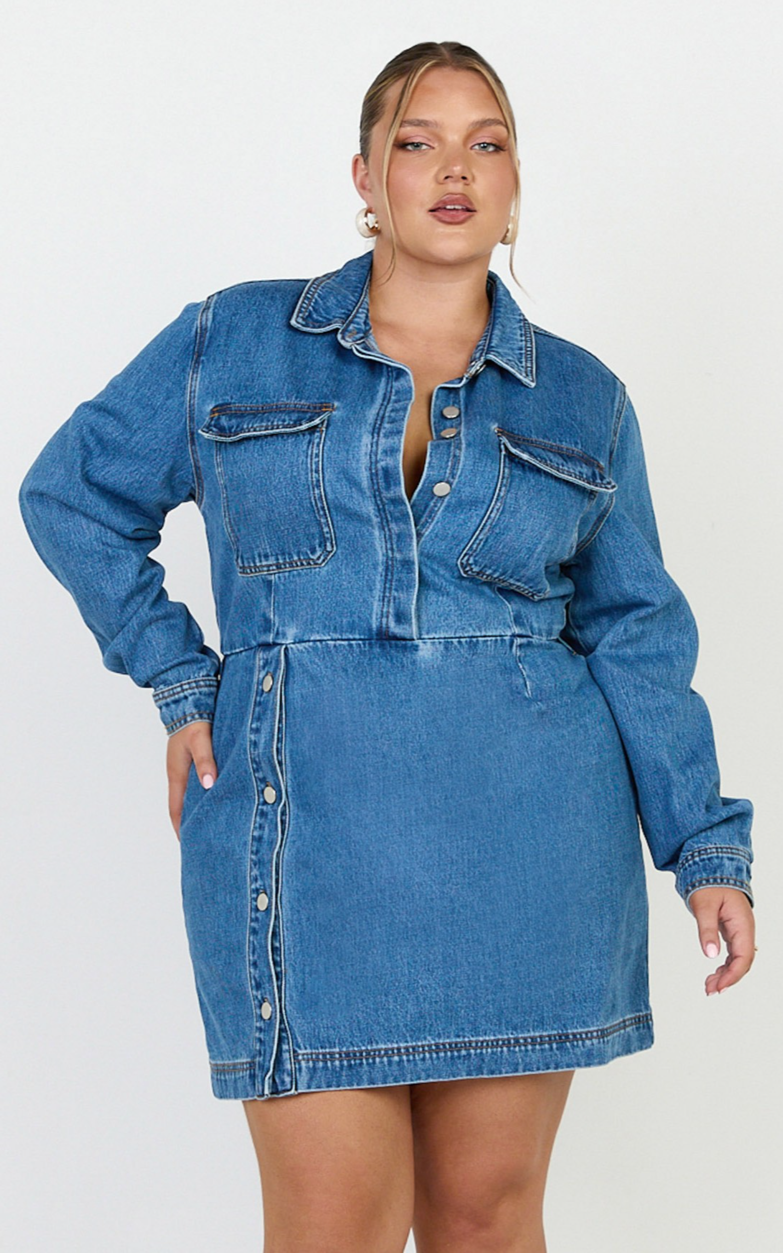 Ainsley Mini Elbise - Orta Mavi Yıkamalı Düğmeli Uzun Kollu Denim Elbise