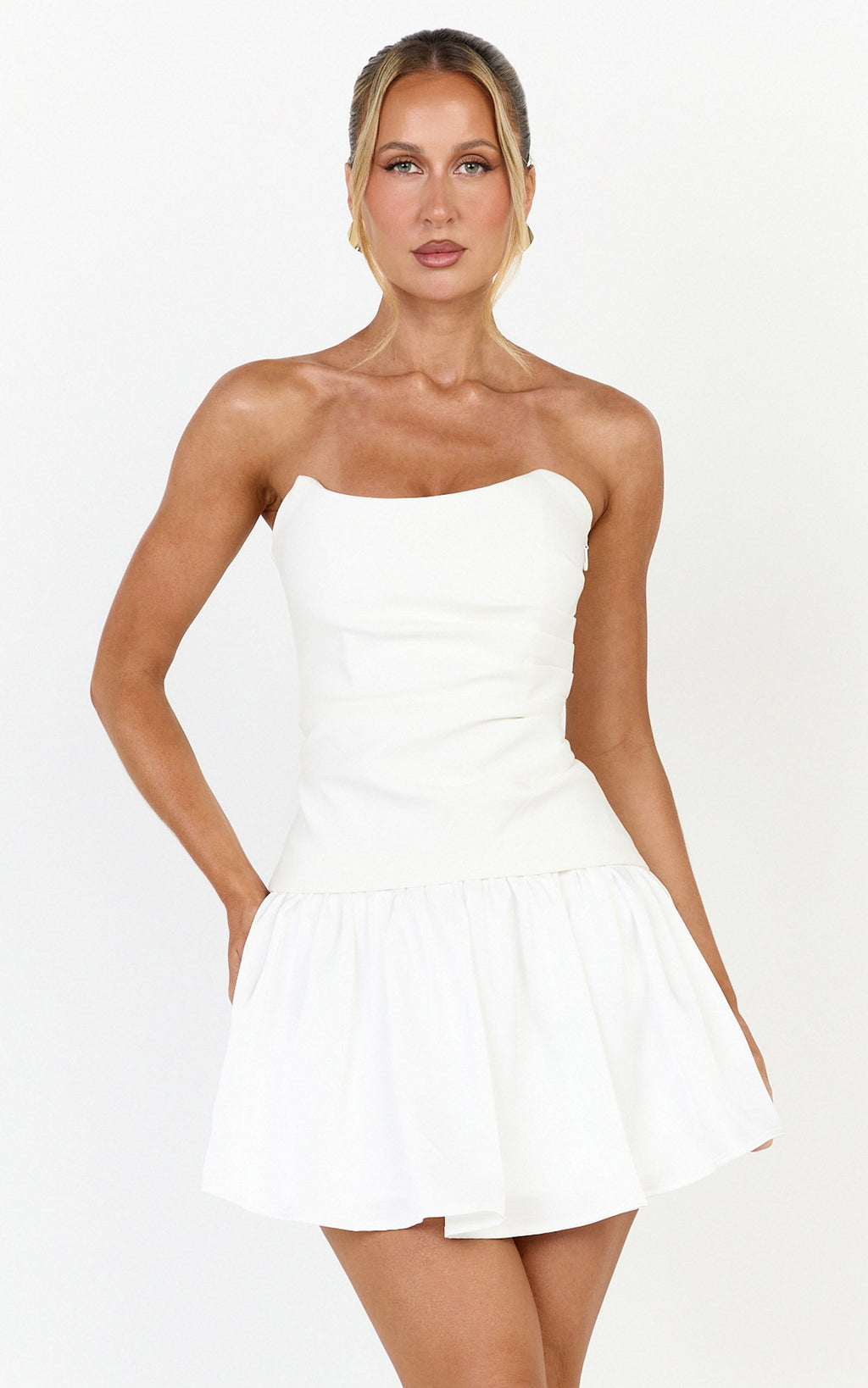 Marlowe Mini Elbise - Beyaz Straplez Büzgülü Büstlü Fit & Flare Elbise