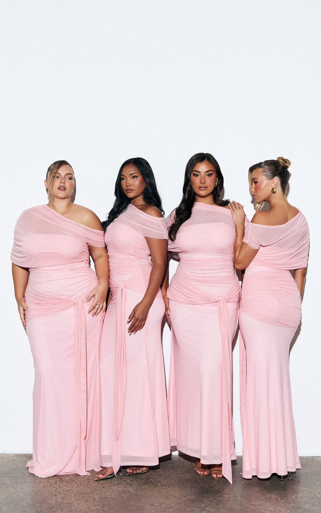 Nicolette Maxi Elbise - Pelerin Kollu Omuzları Açık Elbise - Pembe