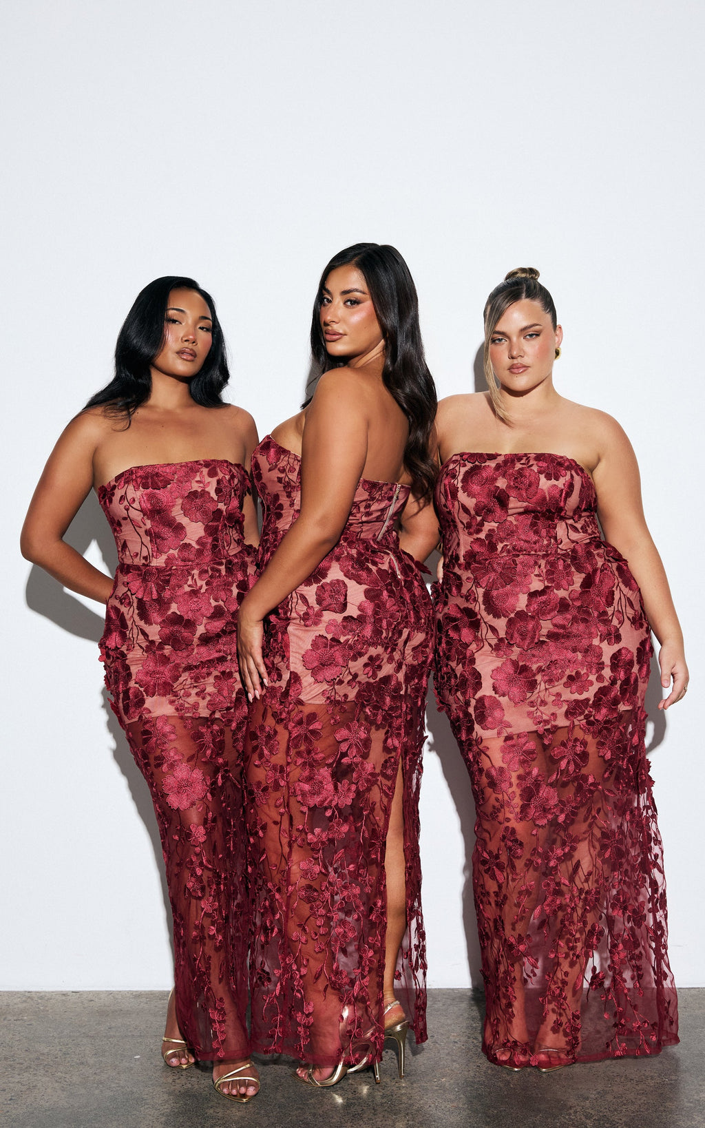 Sienna Maxi Elbise - 3D Çiçekli Straplez Sütun Kesim Elbise - Bordo