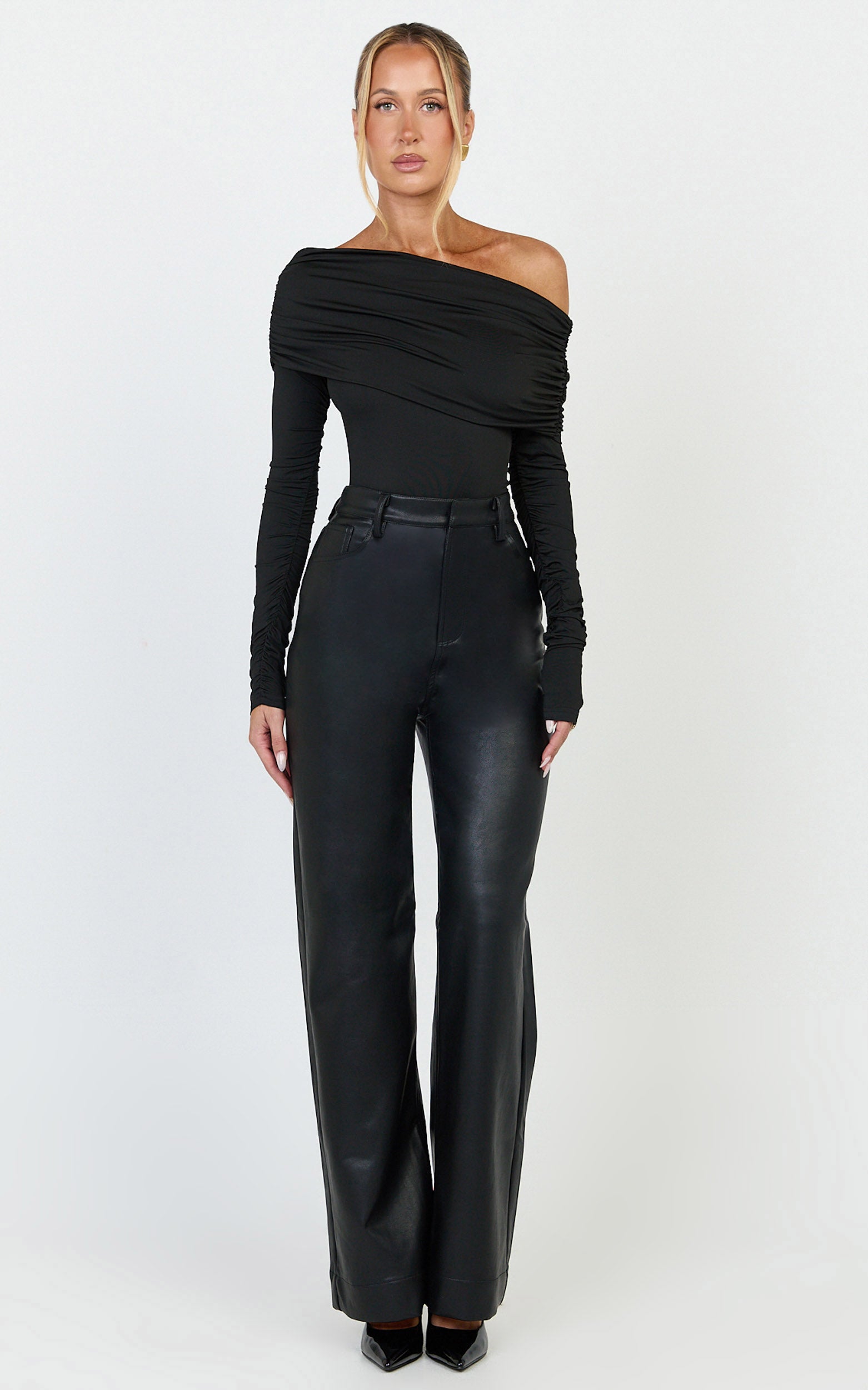 Hallie Bodysuit - Siyah Tek Omuz Drapeli Uzun Kollu Bodysuit