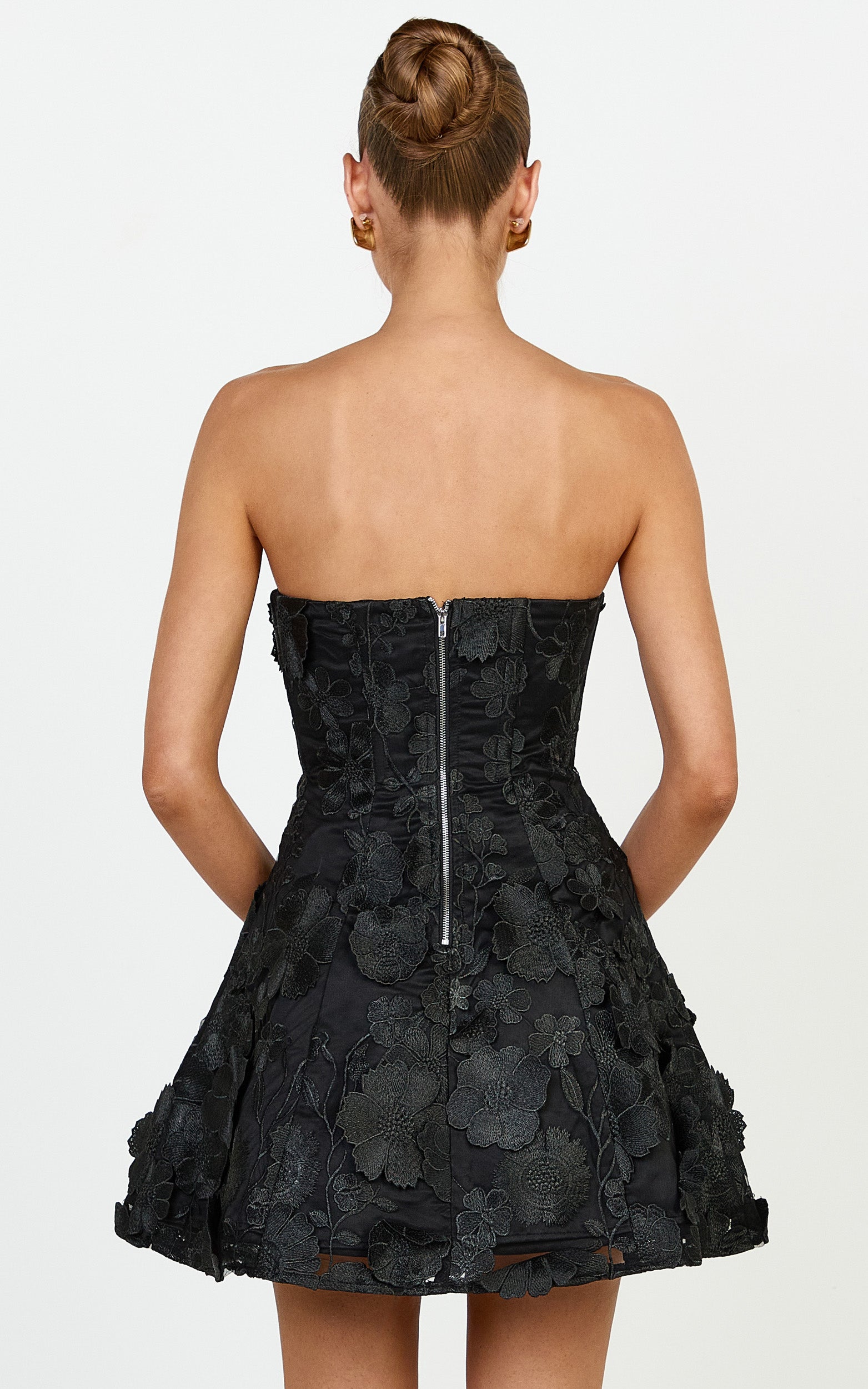Cosima Mini Elbise - Siyah Straplez 3D Çiçekli Fit & Flare Elbise