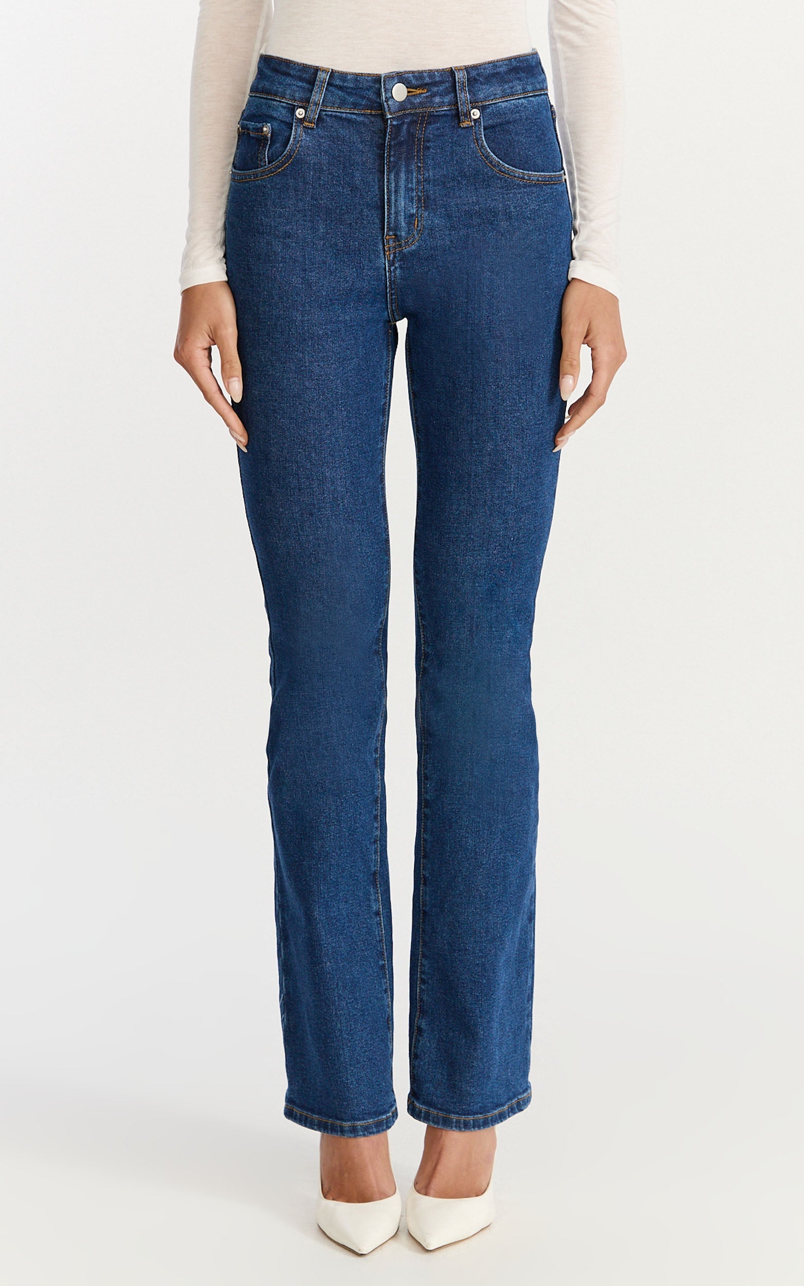 Solenne Jean - Yüksek Bel Dar Kesim Bootcut Paça Jean - Koyu Orta Mavi Yıkama
