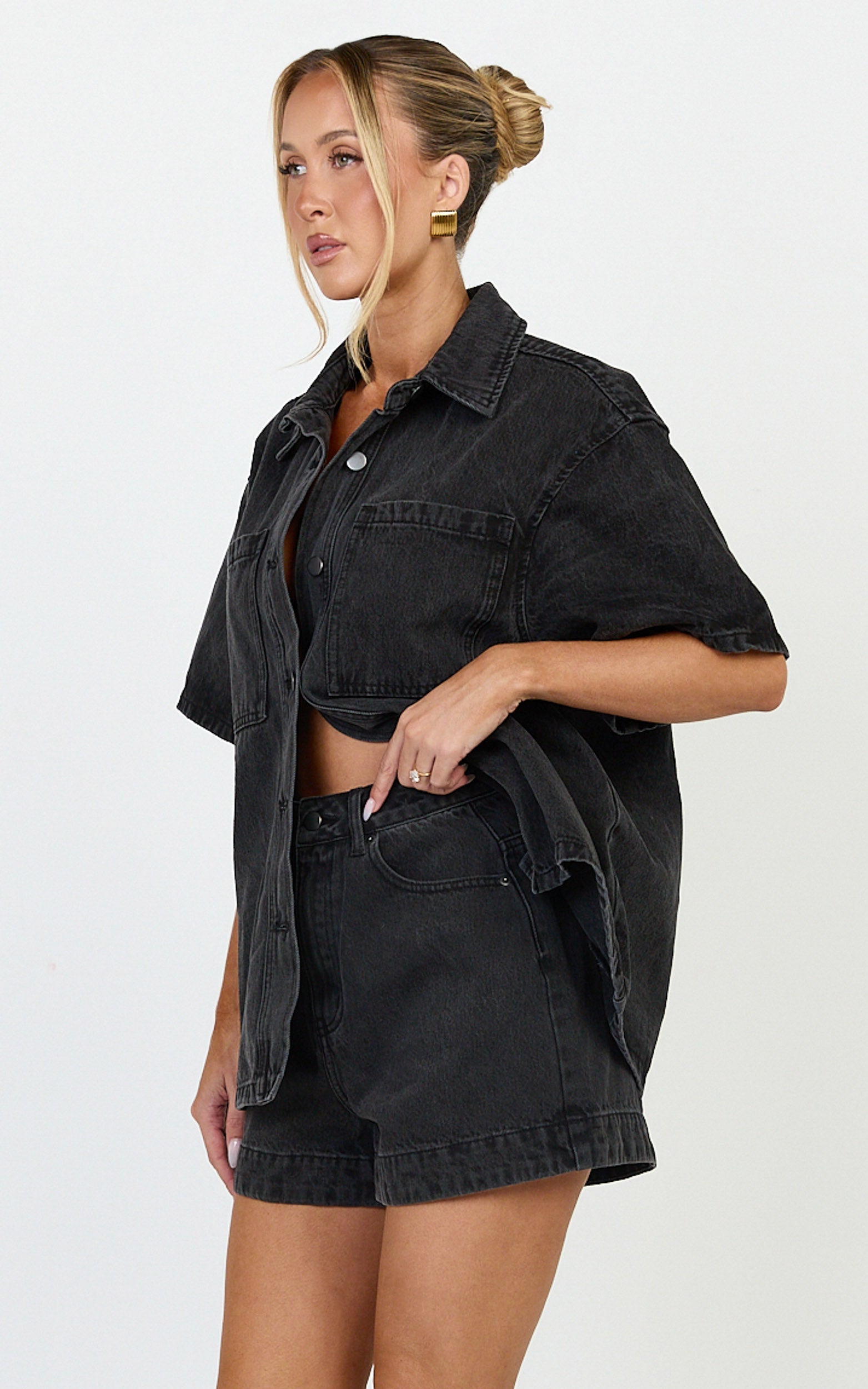 Iris Üst - Oversize Geri Dönüştürülmüş Denim Kısa Kollu Gömlek - Siyah