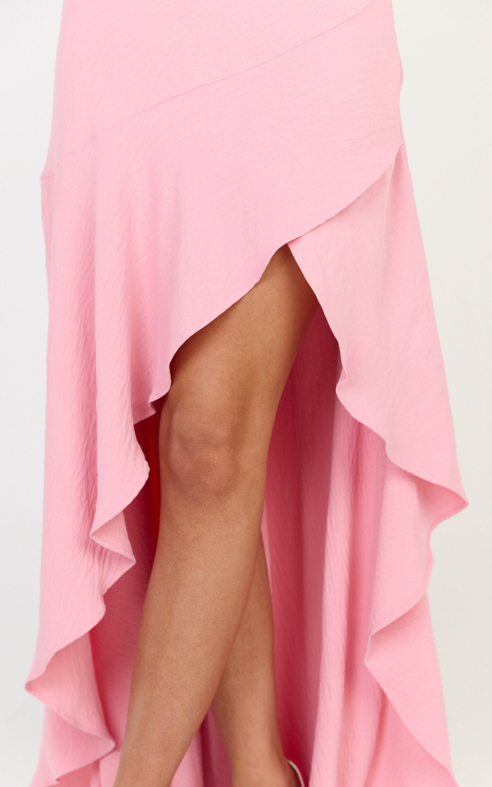 Sunny Maxi Elbise - Pembe Degaje Yaka Asimetrik Etek Uçlu Elbise
