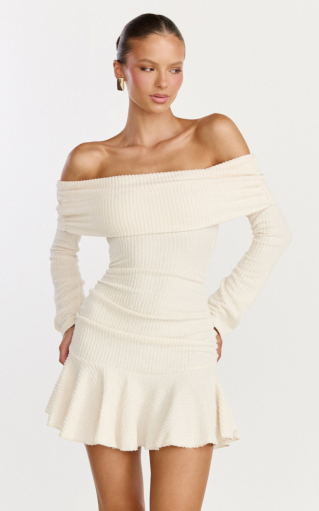 Maeve Mini Elbise - Krem Omuzları Açık Uzun Kollu Fit & Flare Elbise