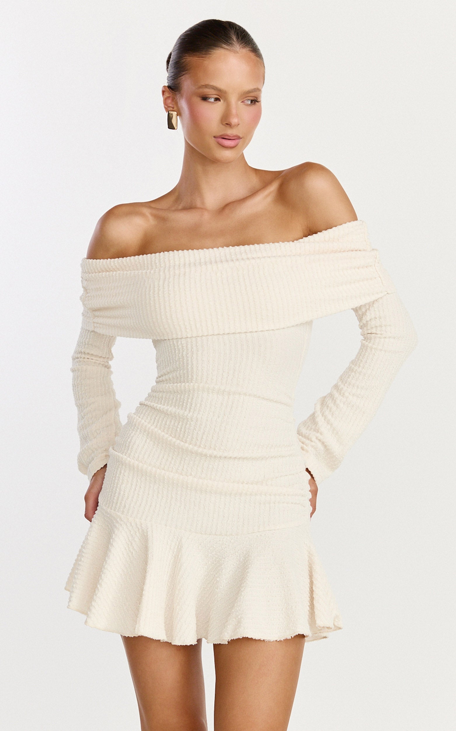 Maeve Mini Elbise - Krem Omuzları Açık Uzun Kollu Fit & Flare Elbise