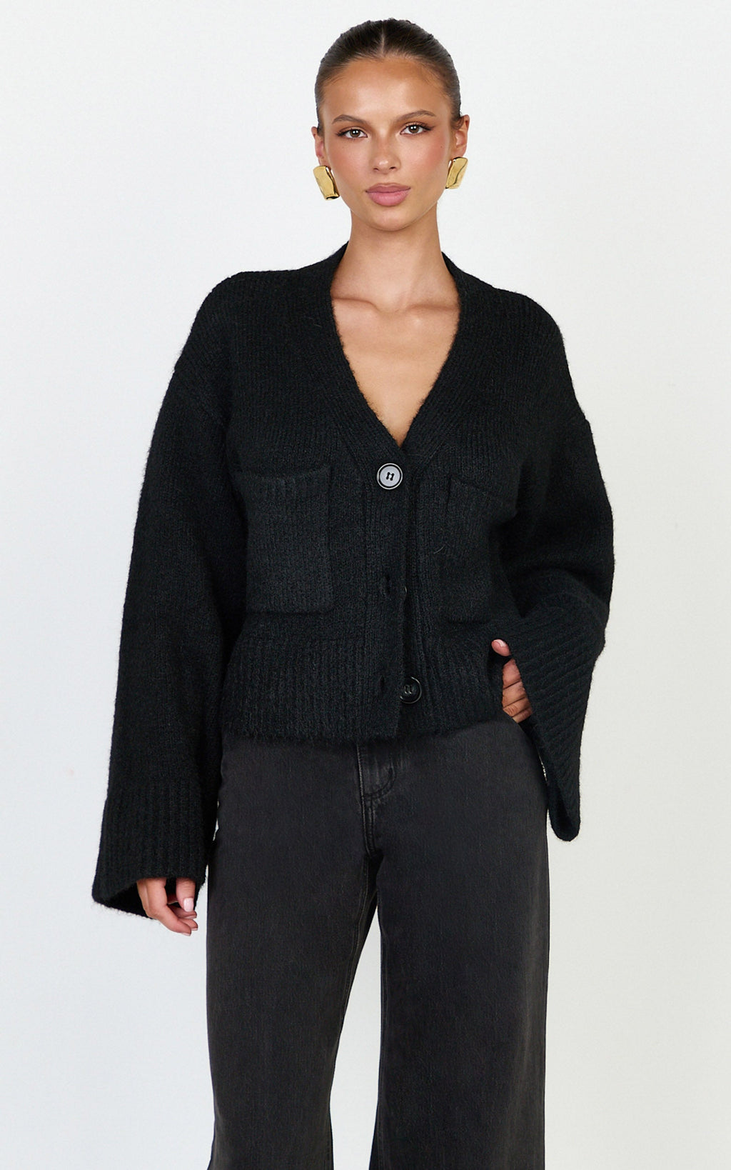 Becka Hırka - Siyah Oversize Geri Dönüştürülmüş Triko Boydan Düğmeli Hırka