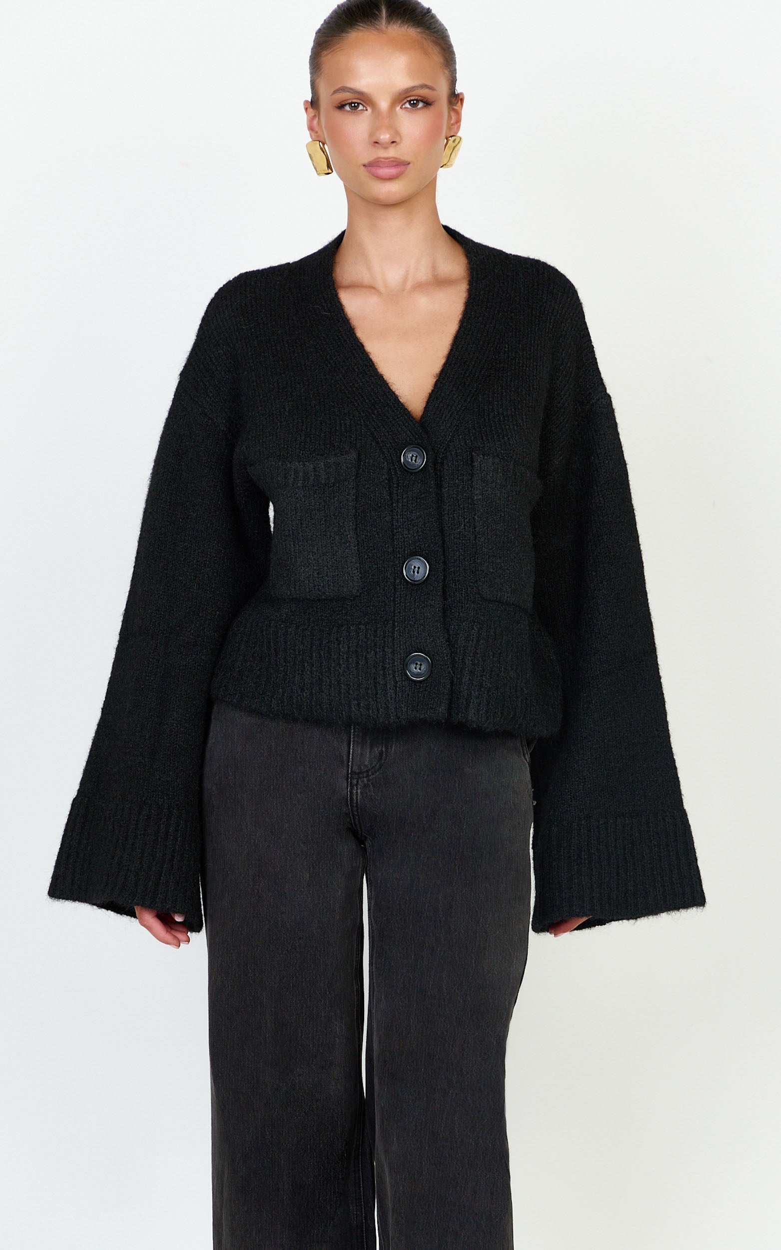 Becka Hırka - Siyah Oversize Geri Dönüştürülmüş Triko Boydan Düğmeli Hırka