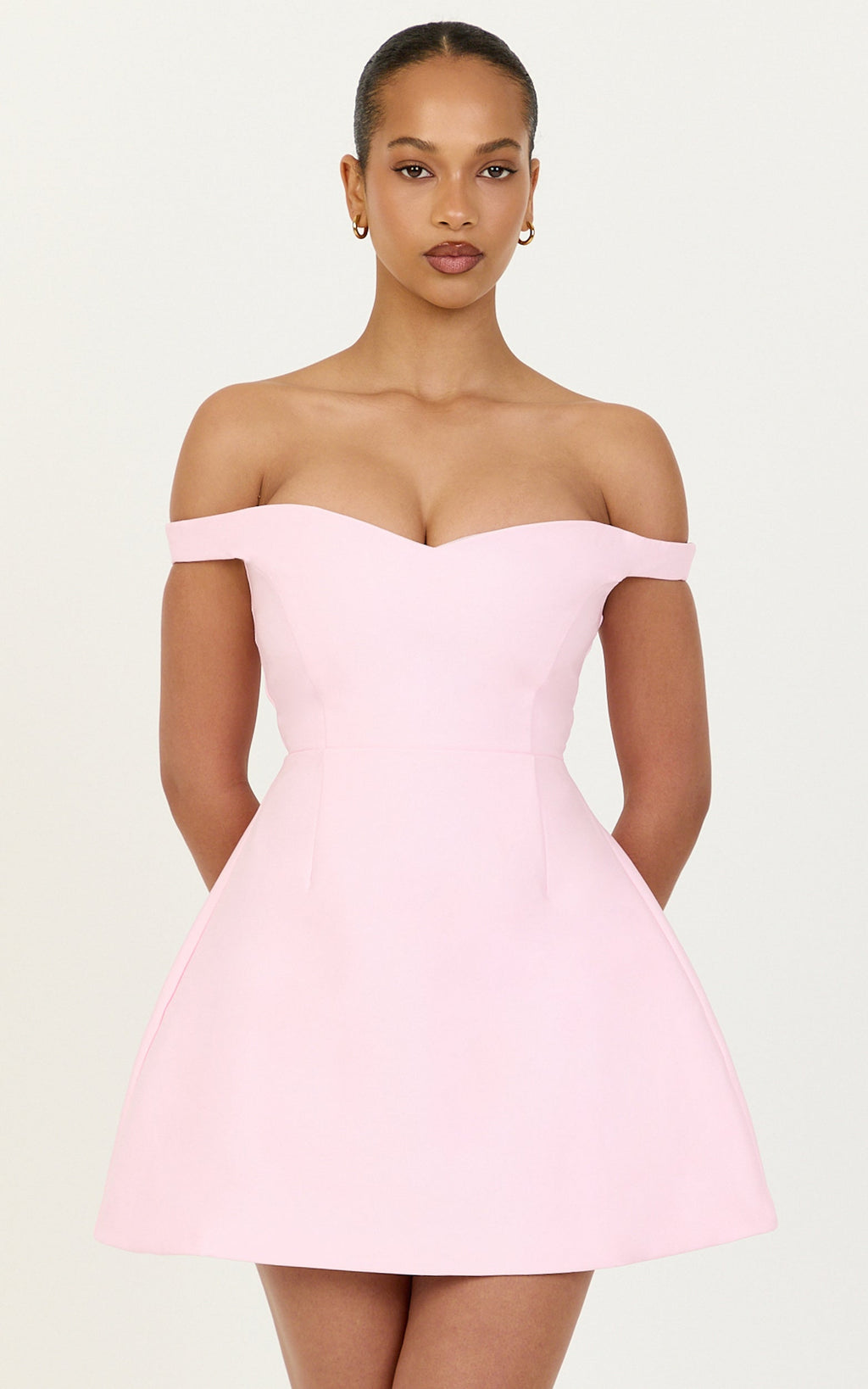 Holly Mini Elbise - Pembe Omuzları Açık Kalp Yaka Lale Etekli Elbise