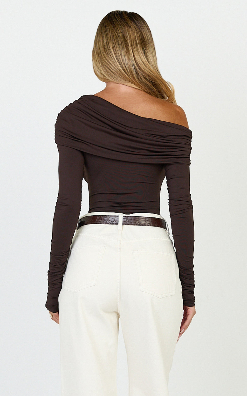 Hallie Bodysuit - Çikolata Tek Omuz Drapeli Uzun Kollu Bodysuit