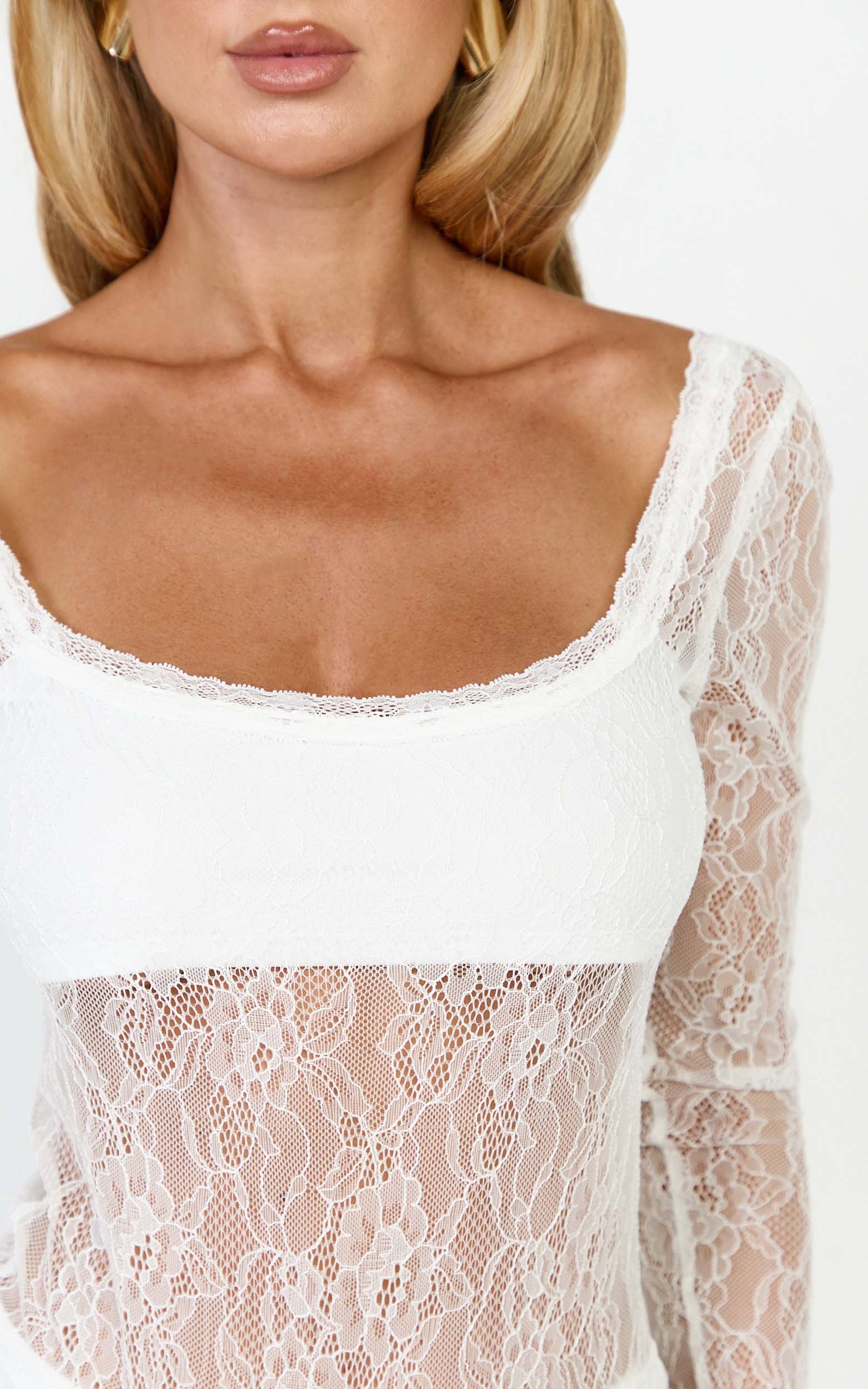 Cynthia Bodysuit - Krem Uzun Kollu Dantel Bodysuit