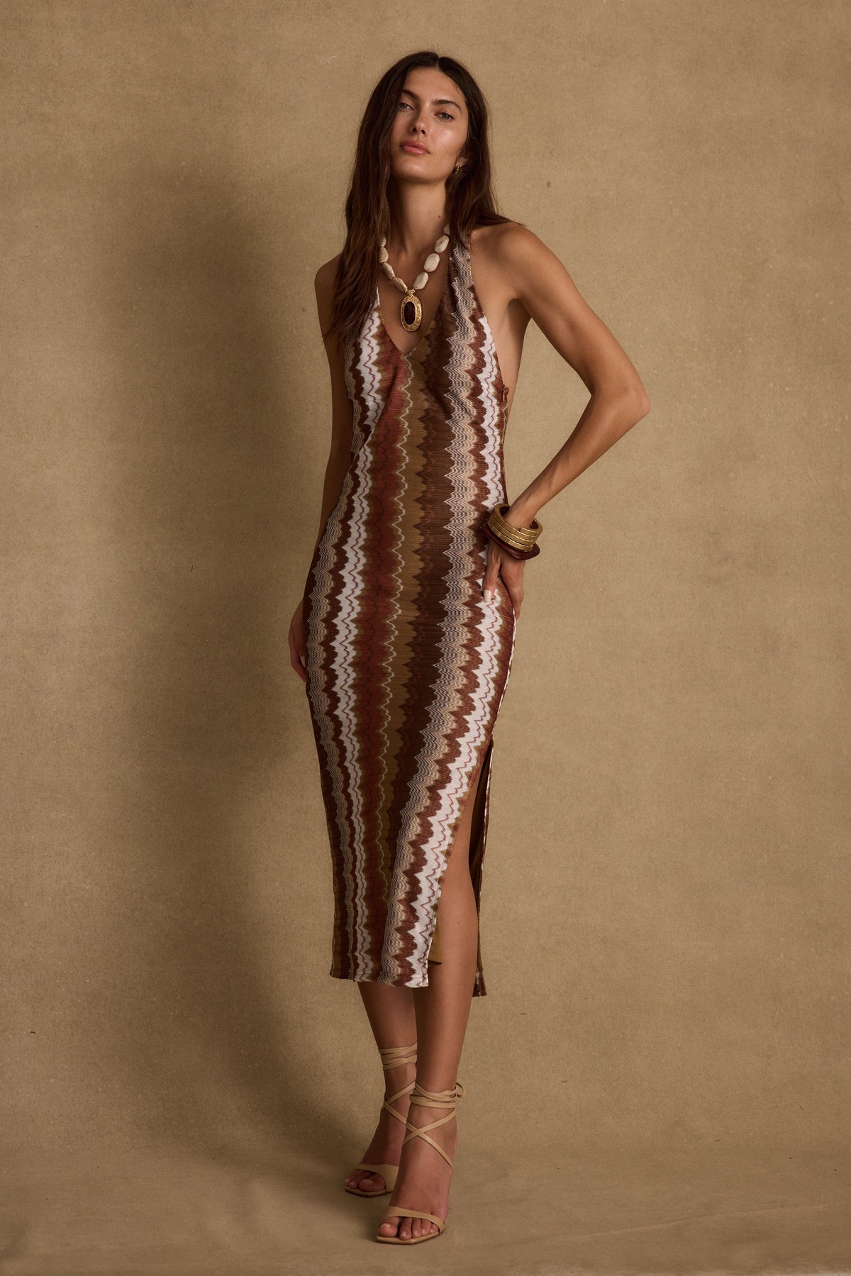 Arista Chevron Desenli Halter Maxi Elbise