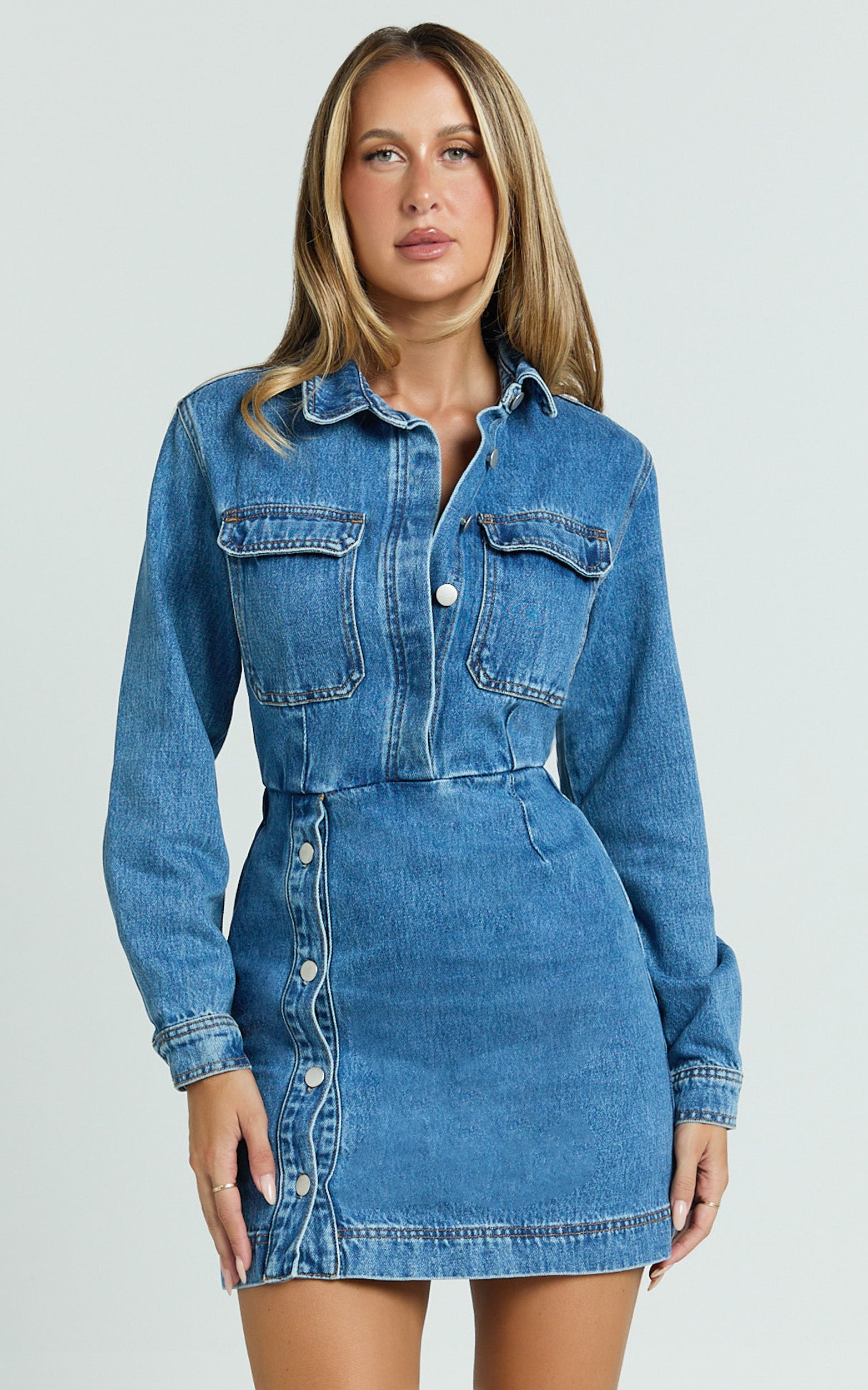Ainsley Mini Elbise - Orta Mavi Yıkamalı Düğmeli Uzun Kollu Denim Elbise