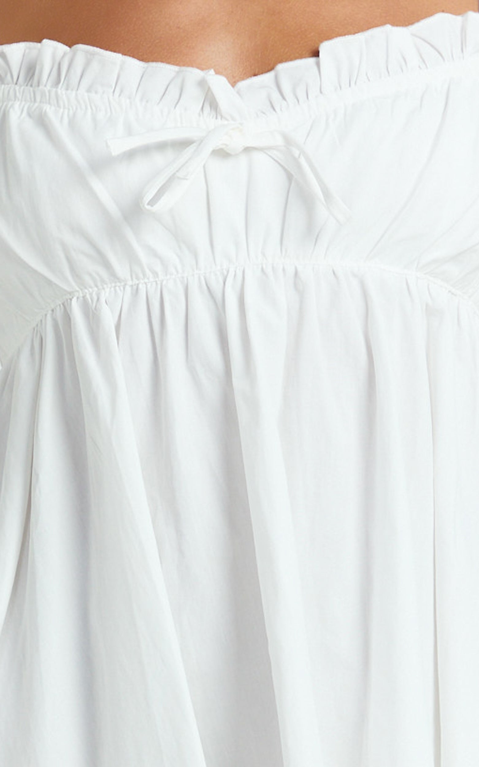 Augustine Mini Elbise - Kırık Beyaz İnce Askılı Fırfırlı Babydoll Elbise