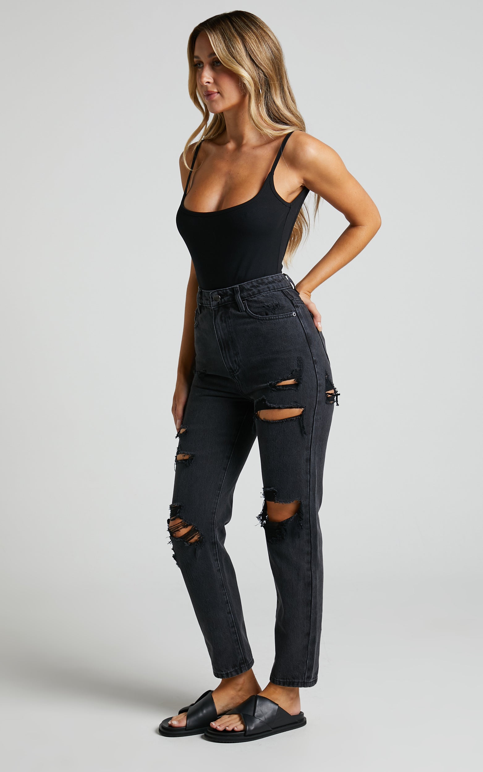 Billie Jean - Siyah Yıkamalı Yüksek Bel Pamuklu Yıpratılmış Mom Denim Jean
