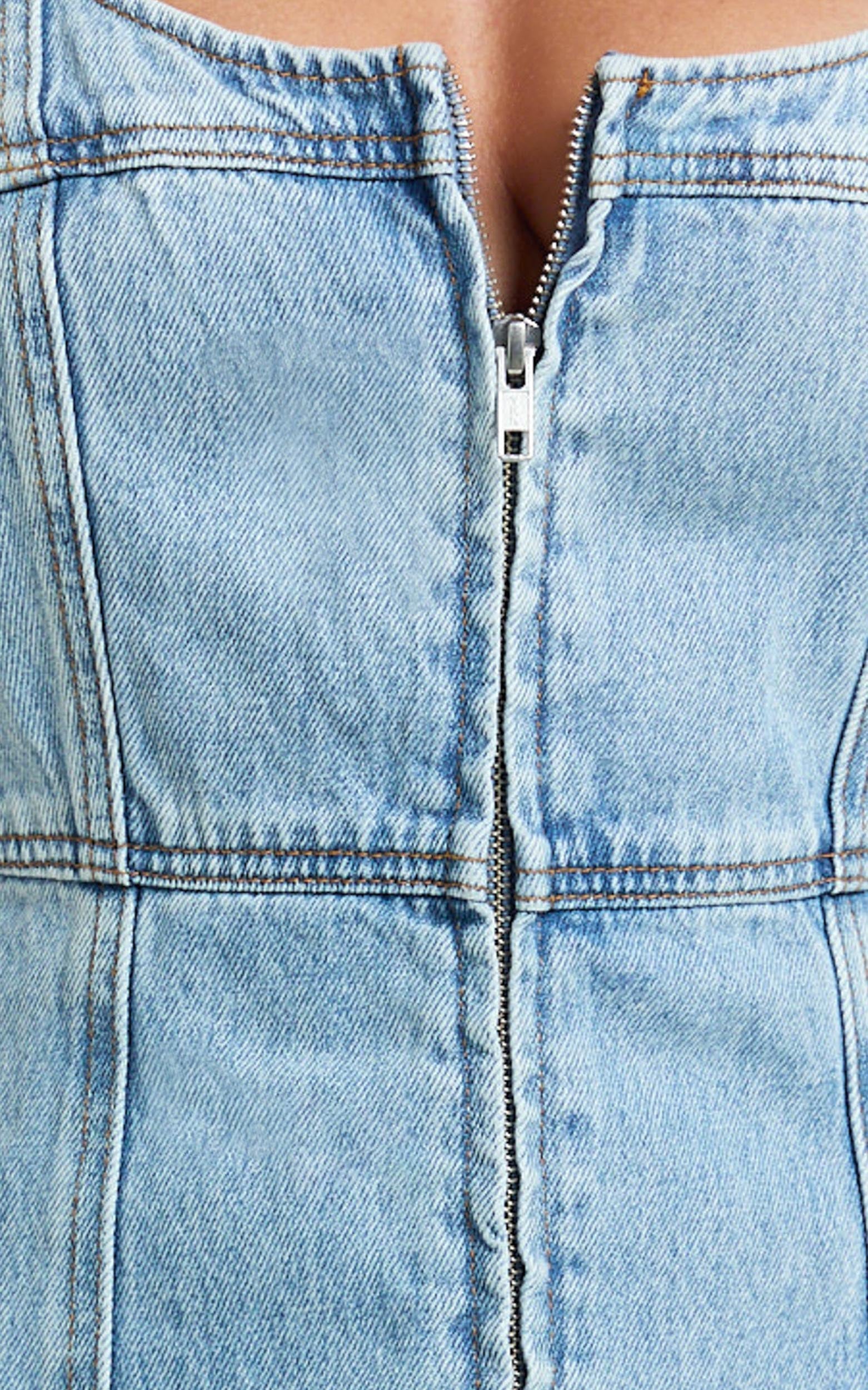 Chrysoula Mini Elbise - Açık Mavi Yıkamalı Kare Yaka Önden Fermuarlı Kolsuz Bodycon Denim Elbise