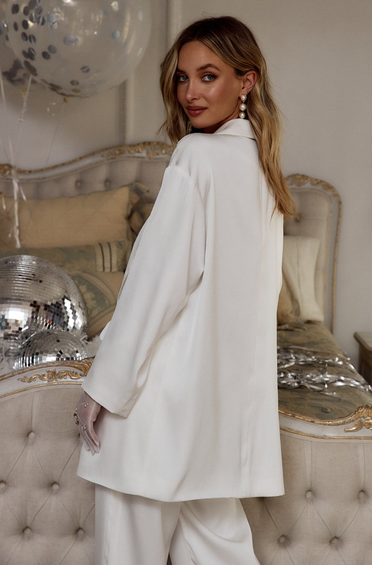 Halley Beyaz Saten Blazer Ceket