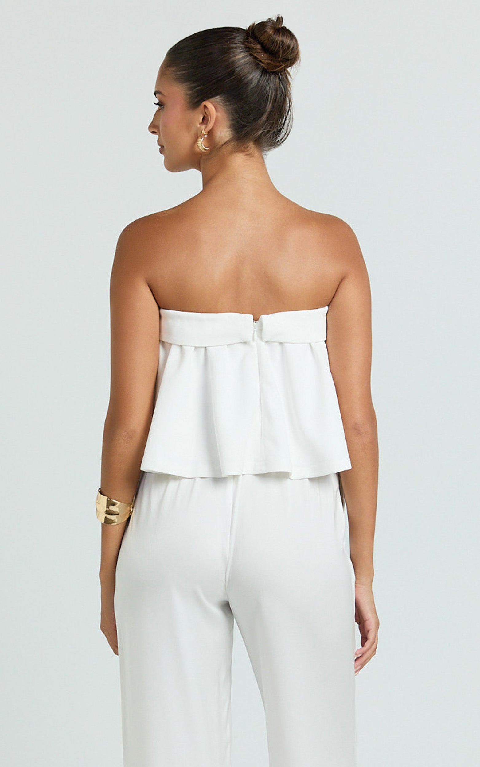 Imara Üst - Kırık Beyaz Straplez Peplum Üst