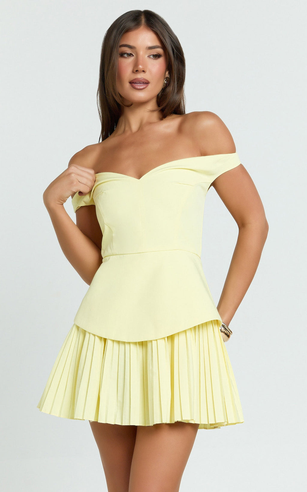 Izara Mini Elbise - Limon Sarısı Omuzları Açık Pileli Elbise