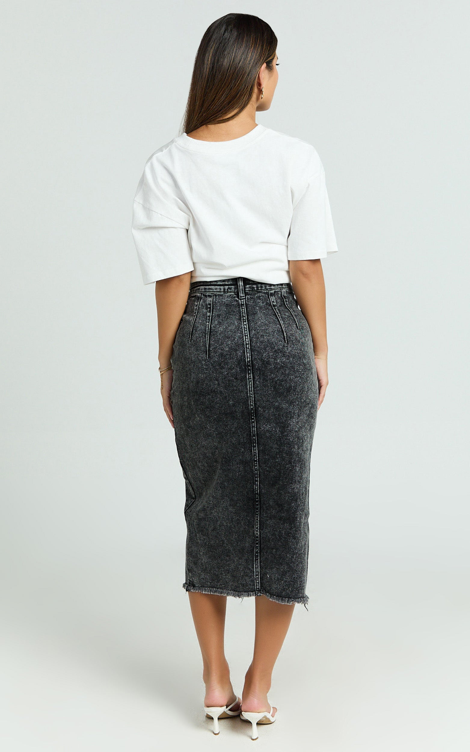 Janeve Midi Etek - Siyah Asit Yıkamalı Önden Yırtmaçlı Denim Etek