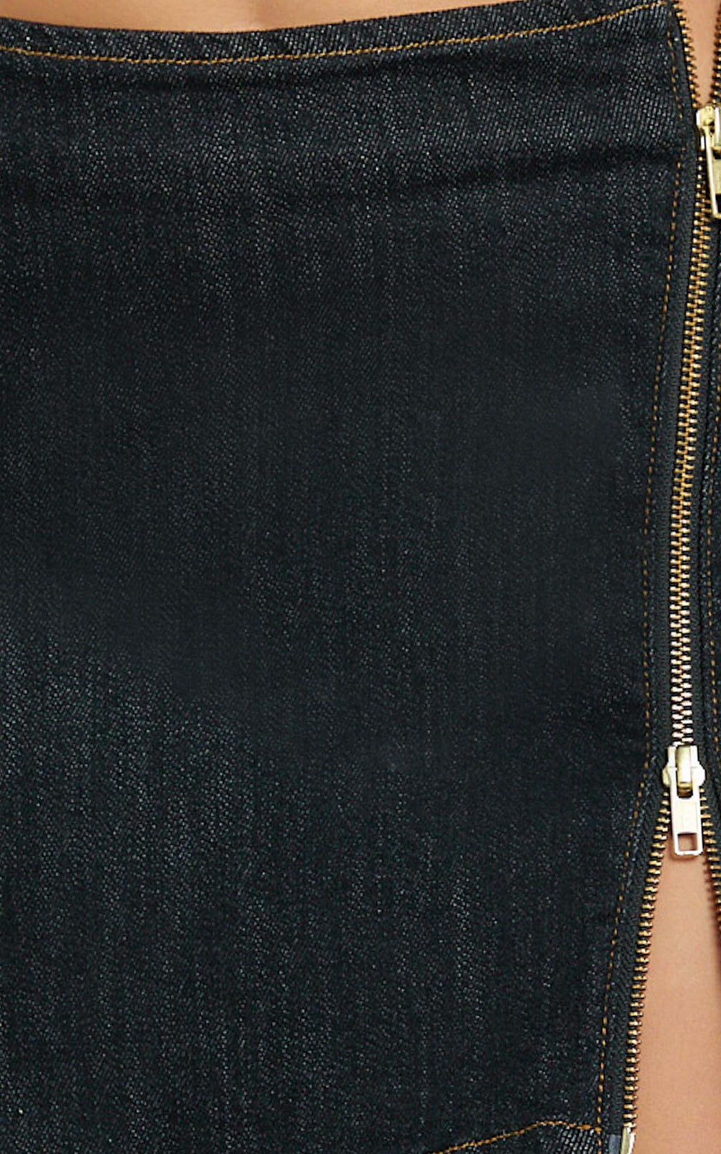 Jenny Mini Etek - Siyah Yıkamalı Yan Yırtmaçlı Fermuar Detaylı Denim Etek