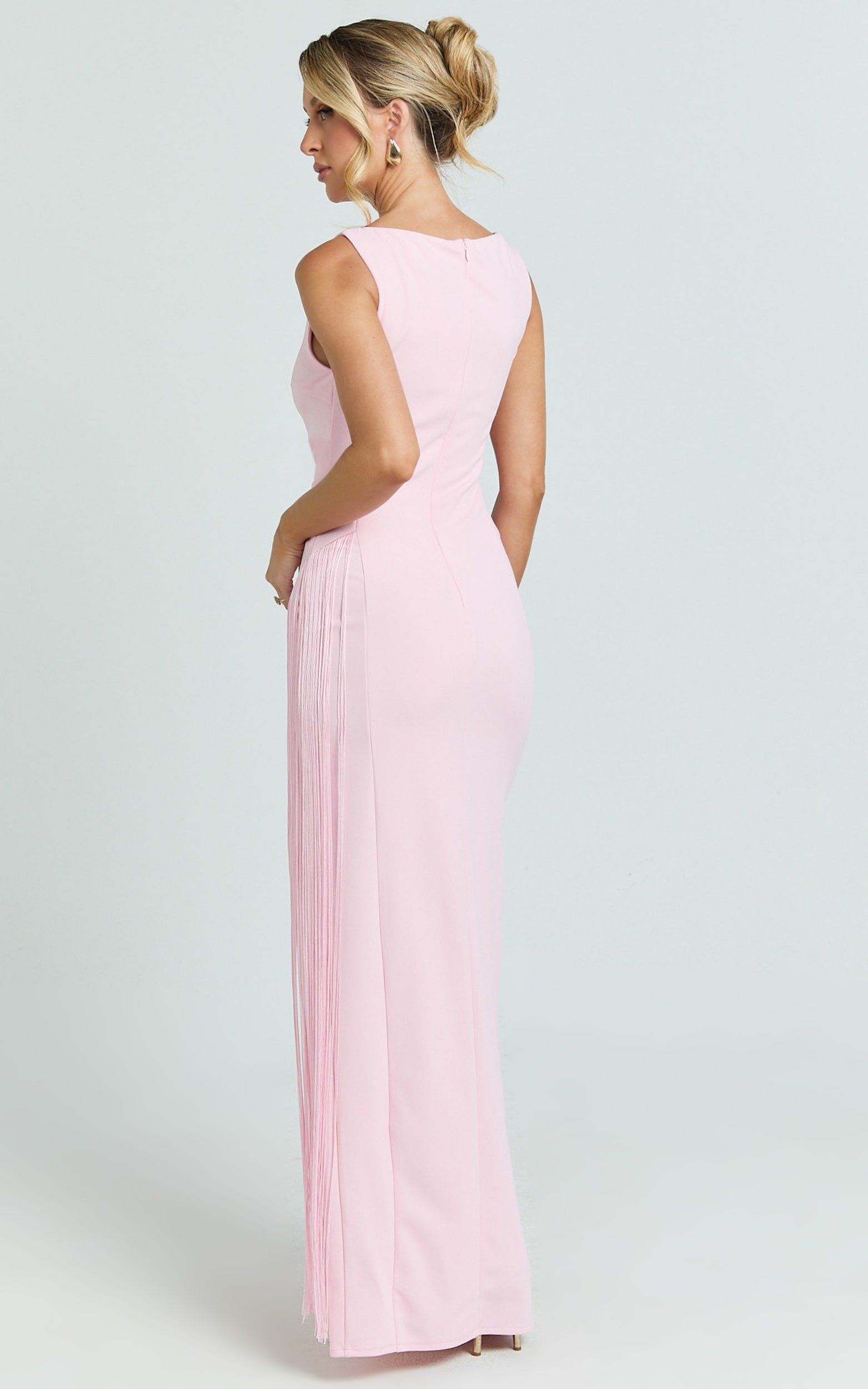 Joanne Maxi Elbise - U Yaka Püsküllü Elbise - Pembe