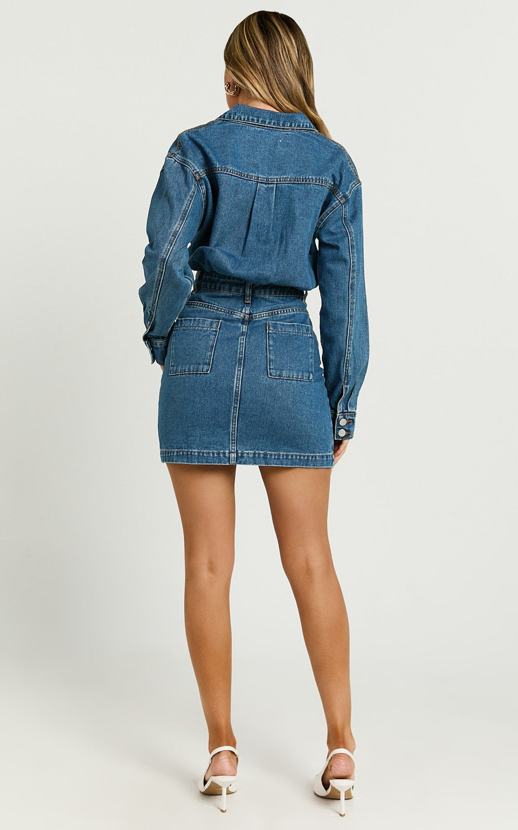 Kamala Mini Elbise - Koyu Mavi Yıkamalı Uzun Kollu Baştan Sona Düğmeli Denim Elbise