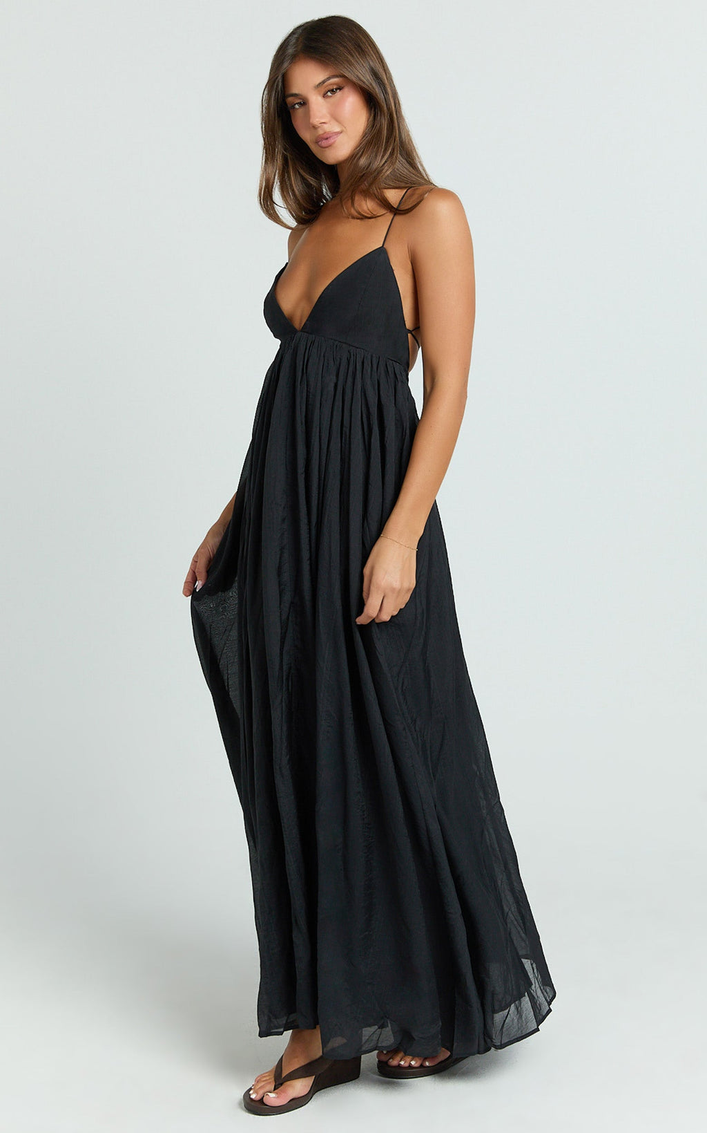Kourtney Maxi Elbise - Siyah Derin V Yaka Fit & Flare Elbise