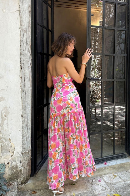 LaBelle Straplez Düşük Belli Pembe Çiçekli Maxi Elbise