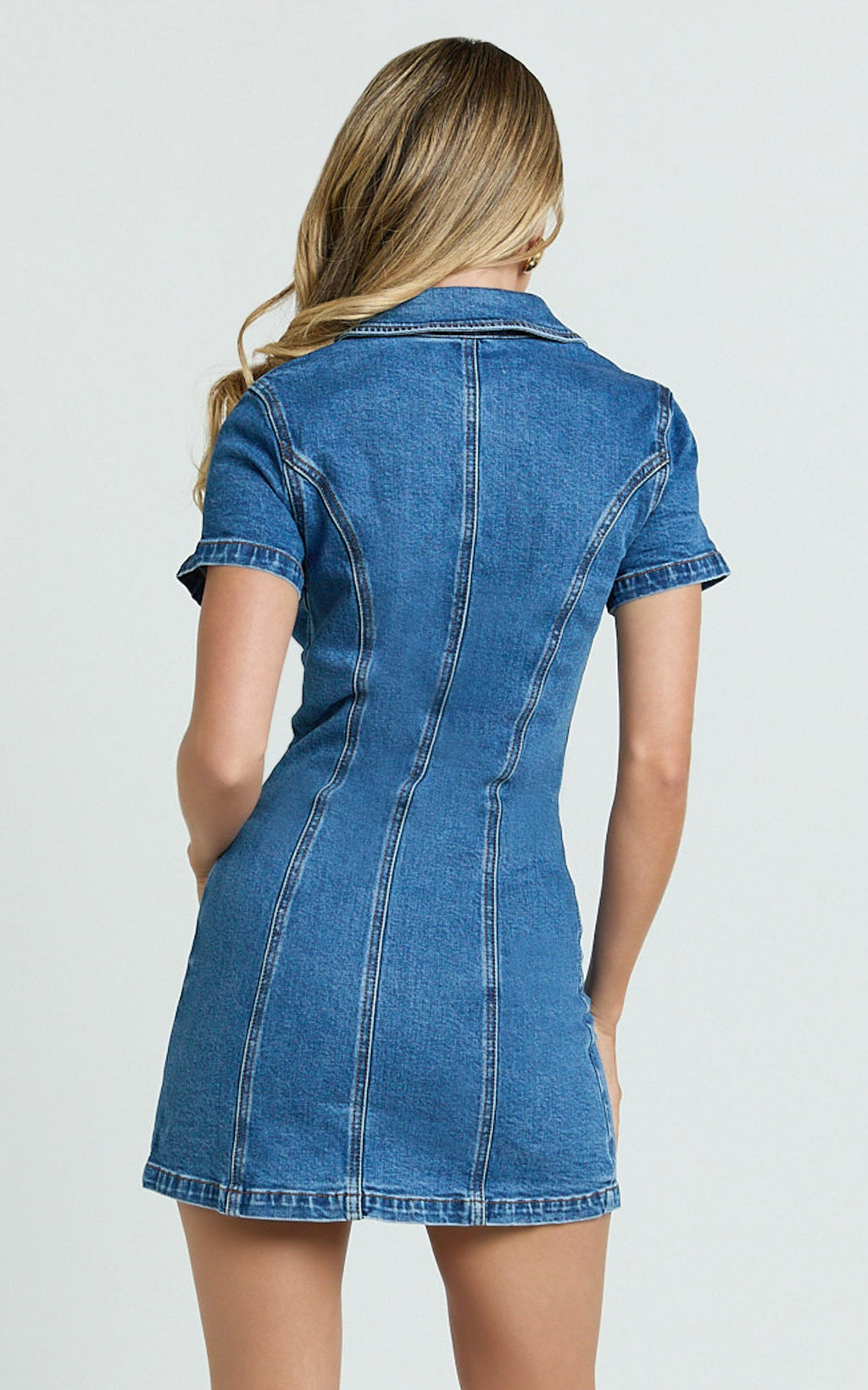 Laine Mini Elbise - Orta Mavi Yıkamalı Önden Düğmeli Denim Gömlek Elbise
