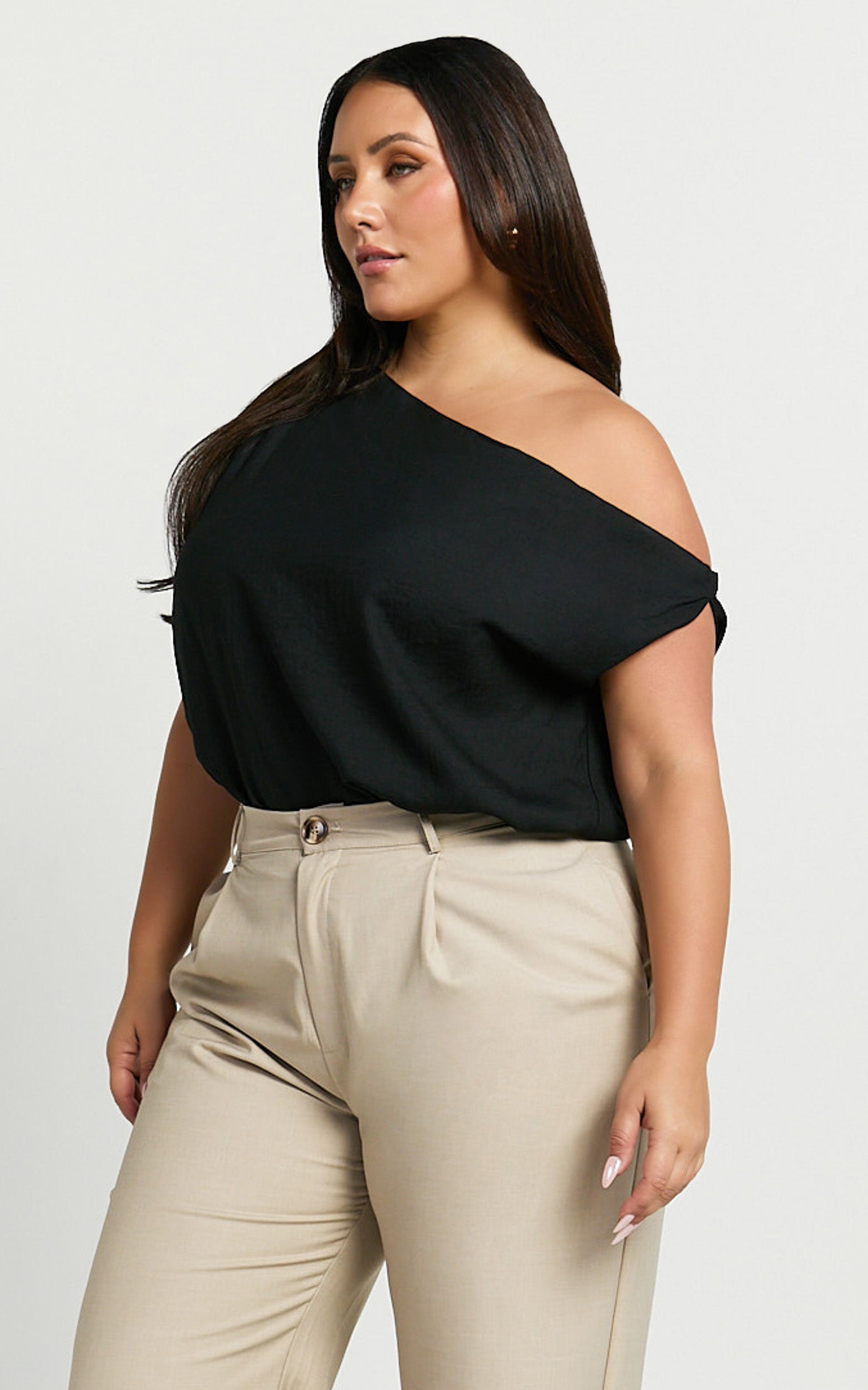 Mabel Bodysuit - Siyah Asimetrik Yaka Tek Omuz Bodysuit