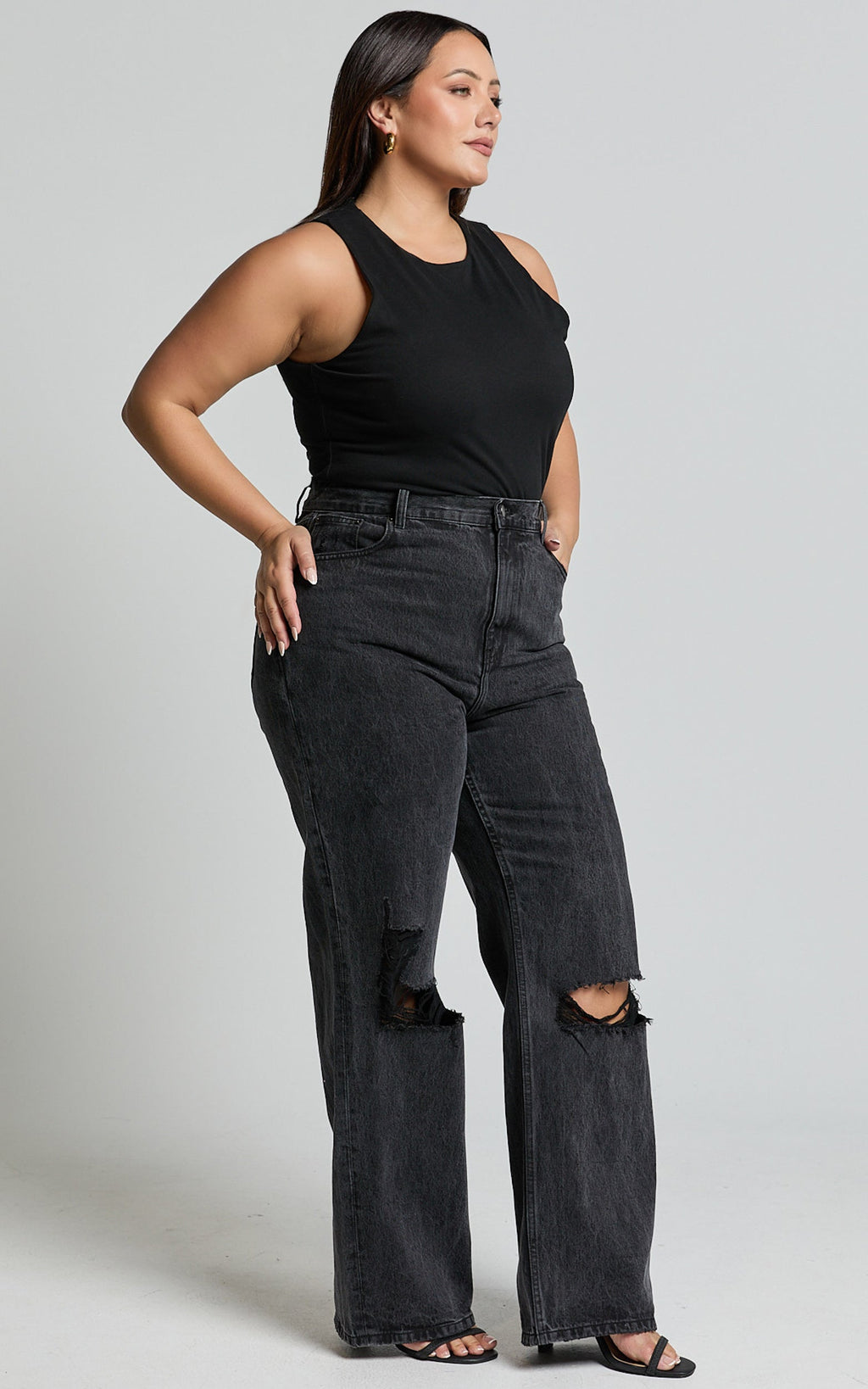 Miho Jean - Yıkanmış Siyah Yüksek Bel Geri Dönüştürülmüş Pamuk Yıpratılmış Düz Paça Denim Jean