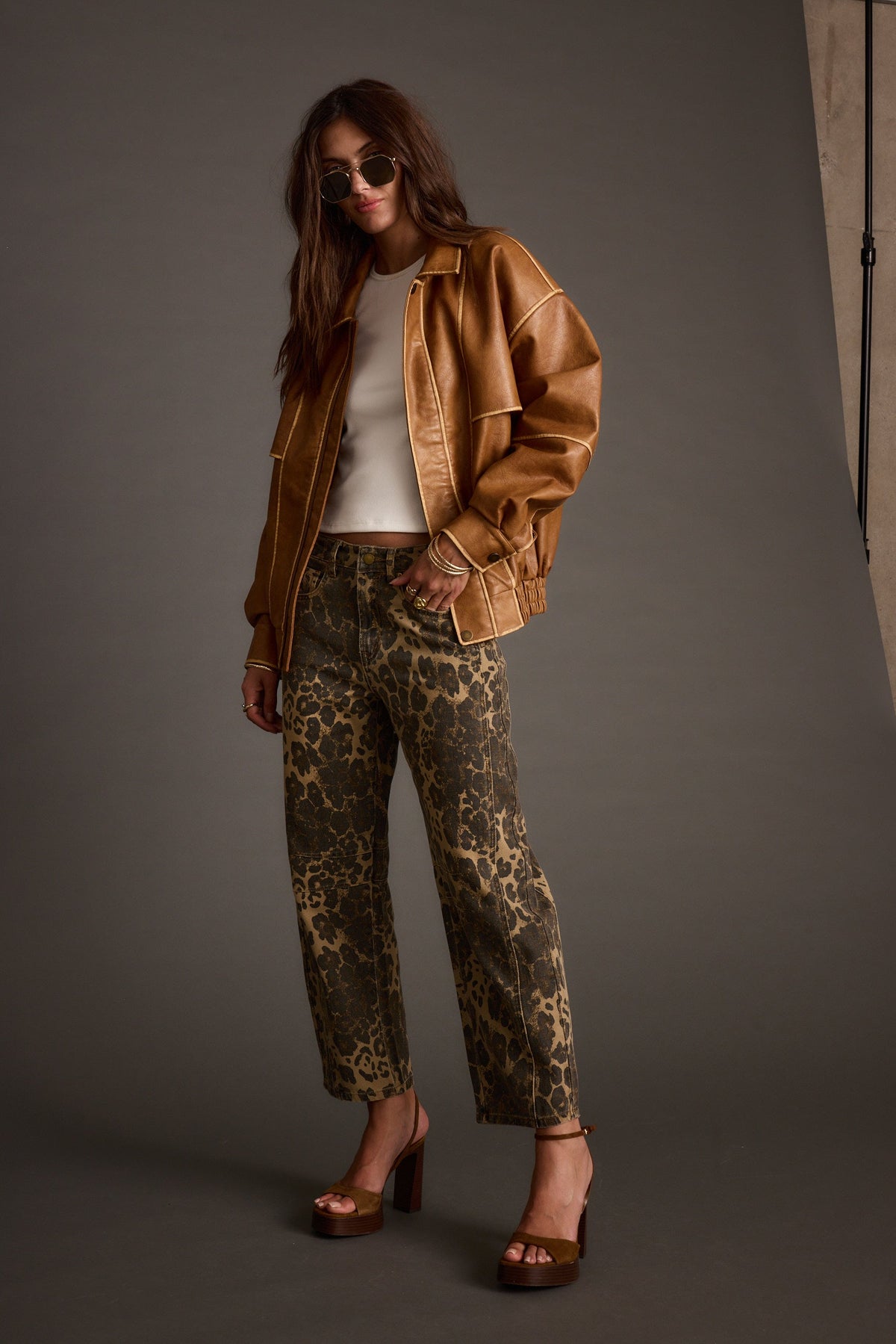 Muse Leopar Desenli Barrel Kot Pantolon