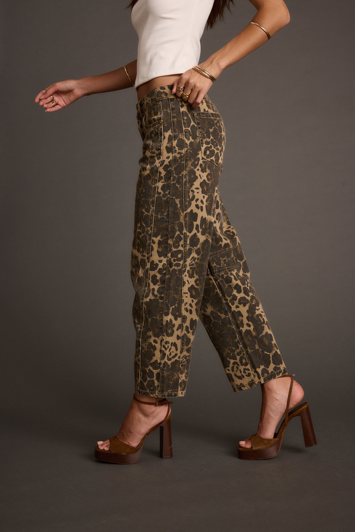 Muse Leopar Desenli Barrel Kot Pantolon