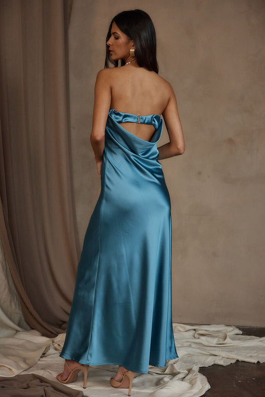 Natalia Mavi Straplez Maxi Elbise