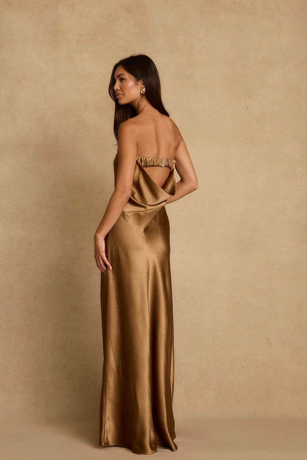 Natalia Bronz Straplez Maxi Elbise