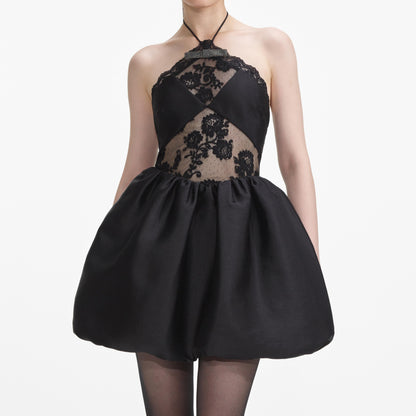 Siyah Tafta Halter Yaka Mini Elbise