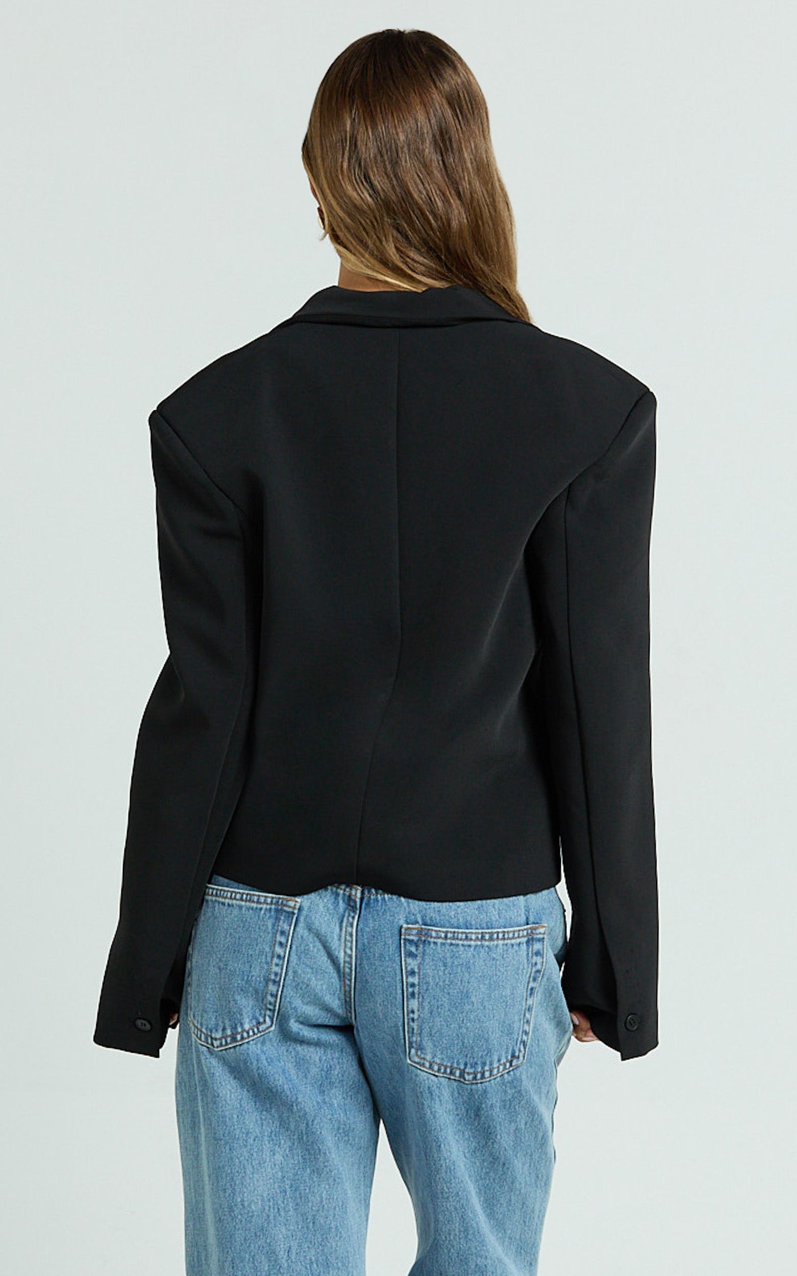 Remy Blazer - Siyah Oversize Kutu Kesim Kısa Blazer Ceket