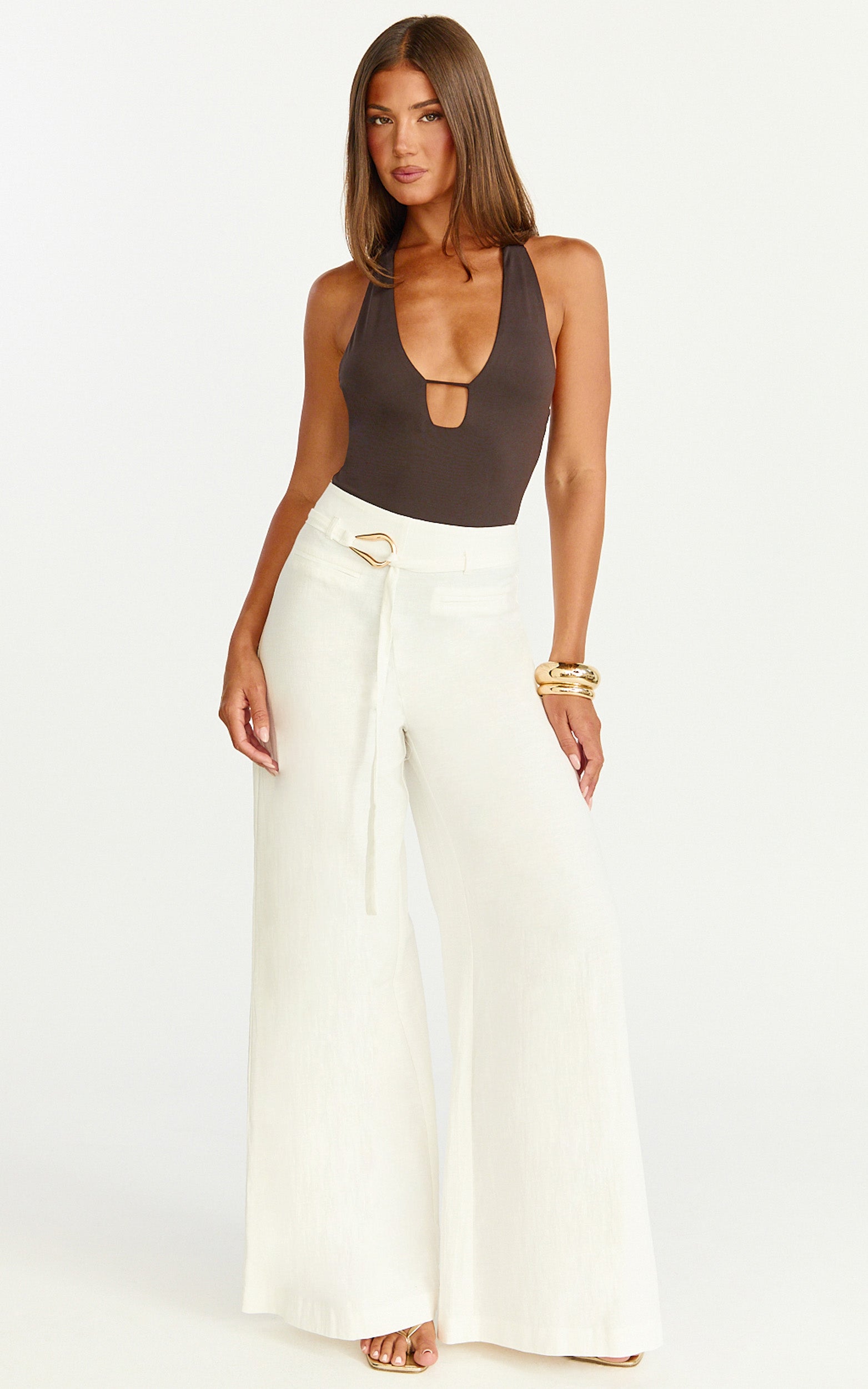 Ricki Bodysuit - Derin Dekolteli T-Bar Ön Detaylı Bodysuit - Çikolata
