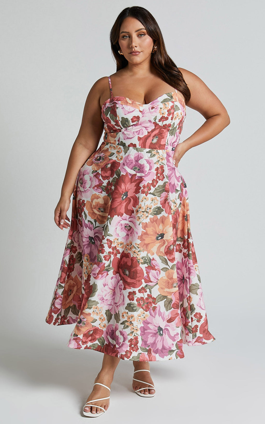 Robertson Midi Elbise - Spring Floral Desenli İnce Askılı Kalp Yaka Büstiyer Volanlı Elbise