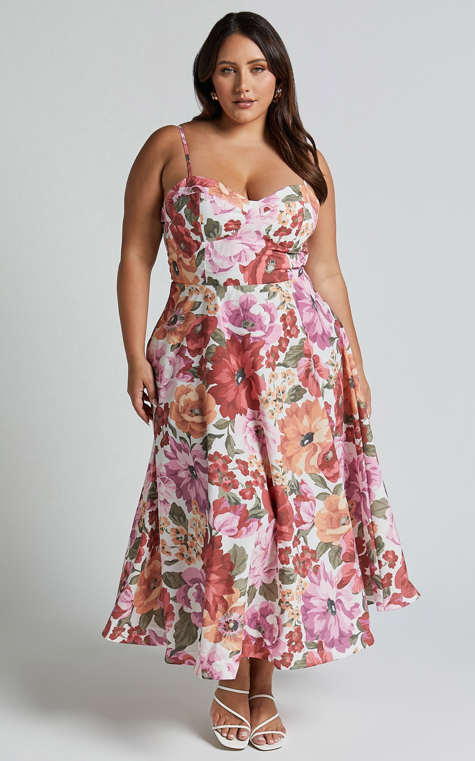 Robertson Midi Elbise - Spring Floral Desenli İnce Askılı Kalp Yaka Büstiyer Volanlı Elbise