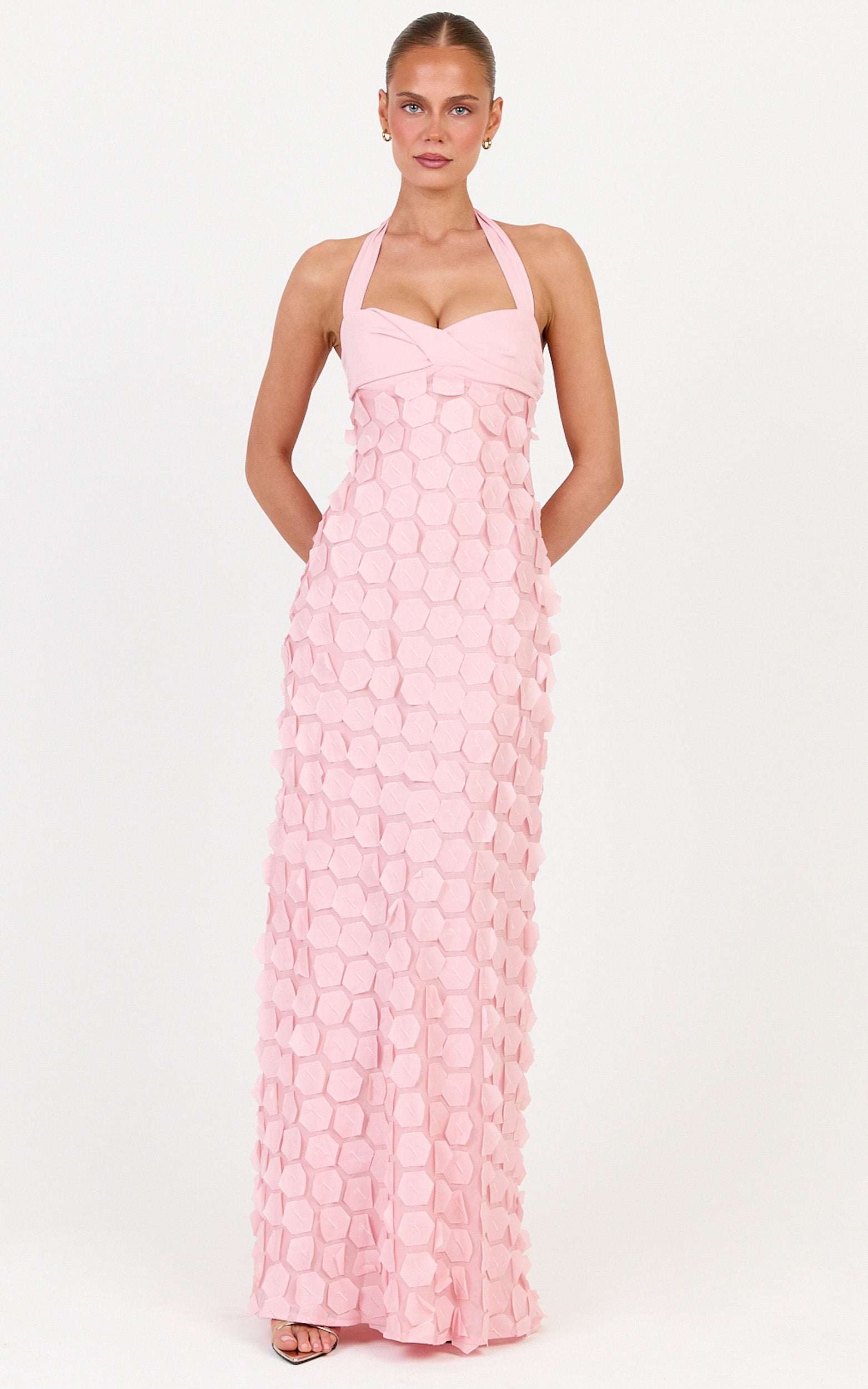 Sloane Maxi Elbise - Pembe Kalp Yaka Boyundan Bağlamalı Elbise