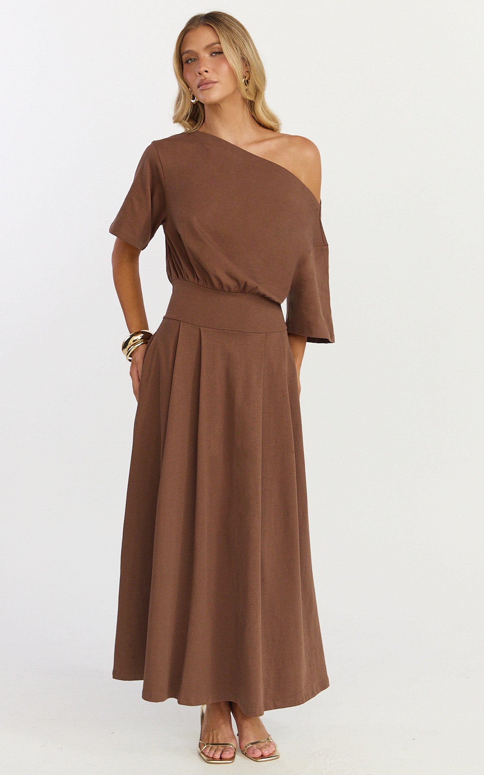 Tami Midi Elbise - Omuzları Açık Elbise - Çikolata