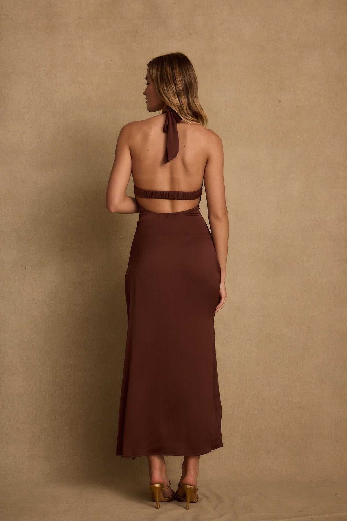 Vanessa Kahve Saten Midi Elbise