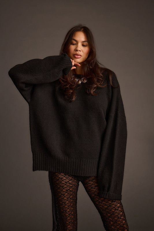 Zoe Siyah Oversize Kazak