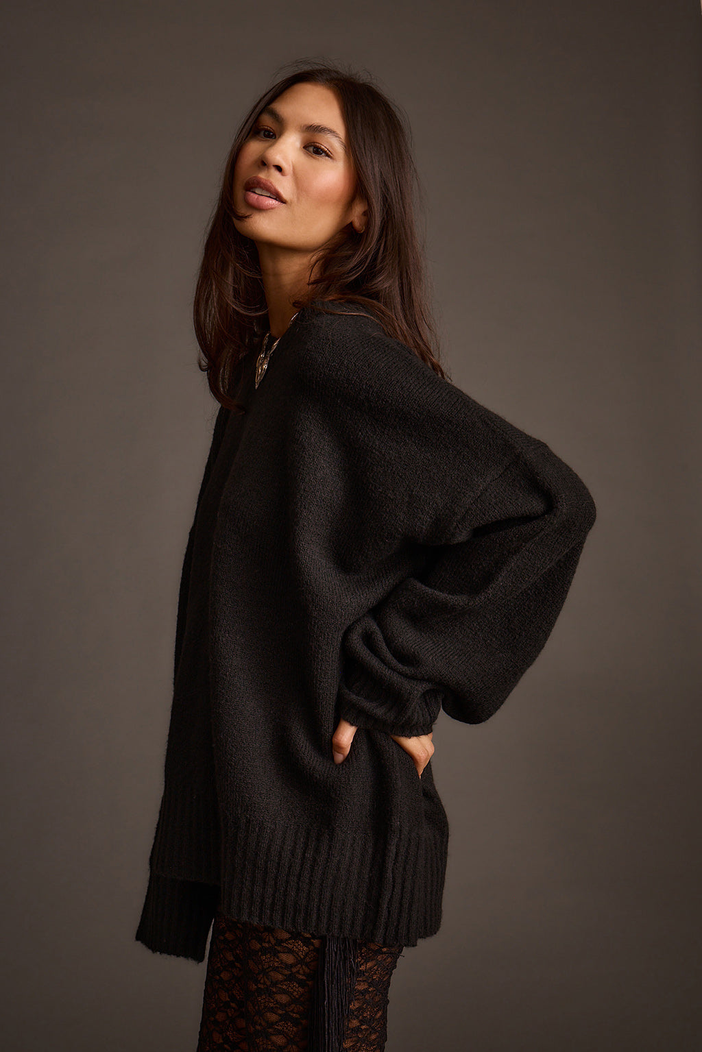 Zoe Siyah Oversize Kazak