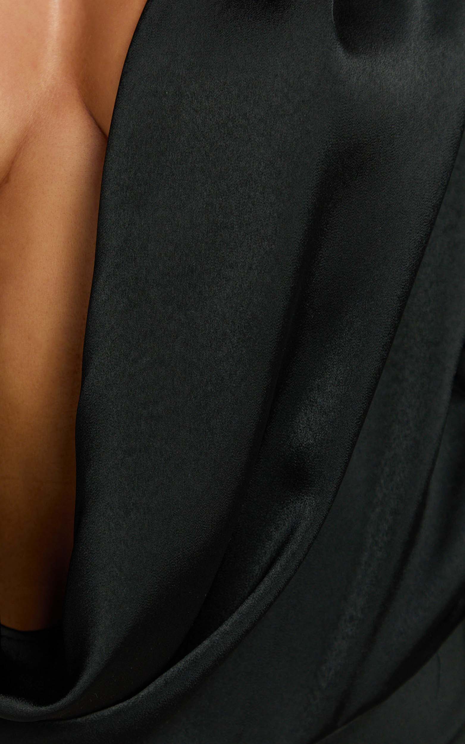 Zephyr Bodysuit - Siyah Derin Yaka Degaje Bodysuit